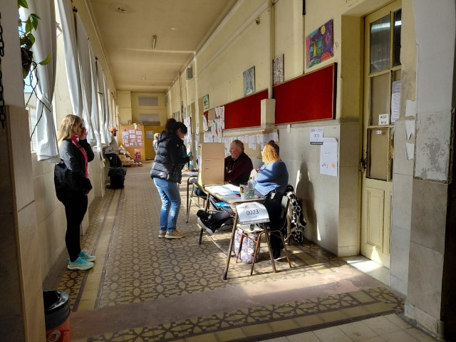 Legislativas: 4 de cada 10 personas no fueron a votar